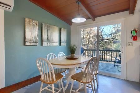 אוקהורסט Blue Door Cottage 12 Miles To Yosemite Bbq מראה חיצוני תמונה