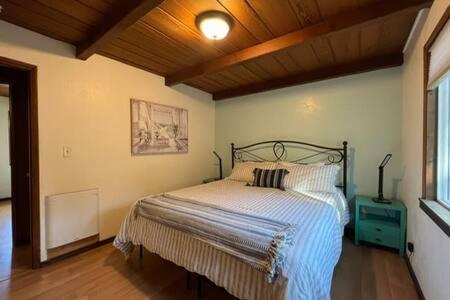 אוקהורסט Blue Door Cottage 12 Miles To Yosemite Bbq מראה חיצוני תמונה